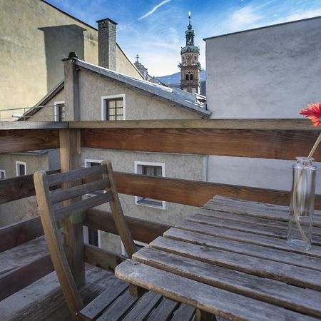 Cozy Old Town Apartment Hall in Tirol Exteriör bild